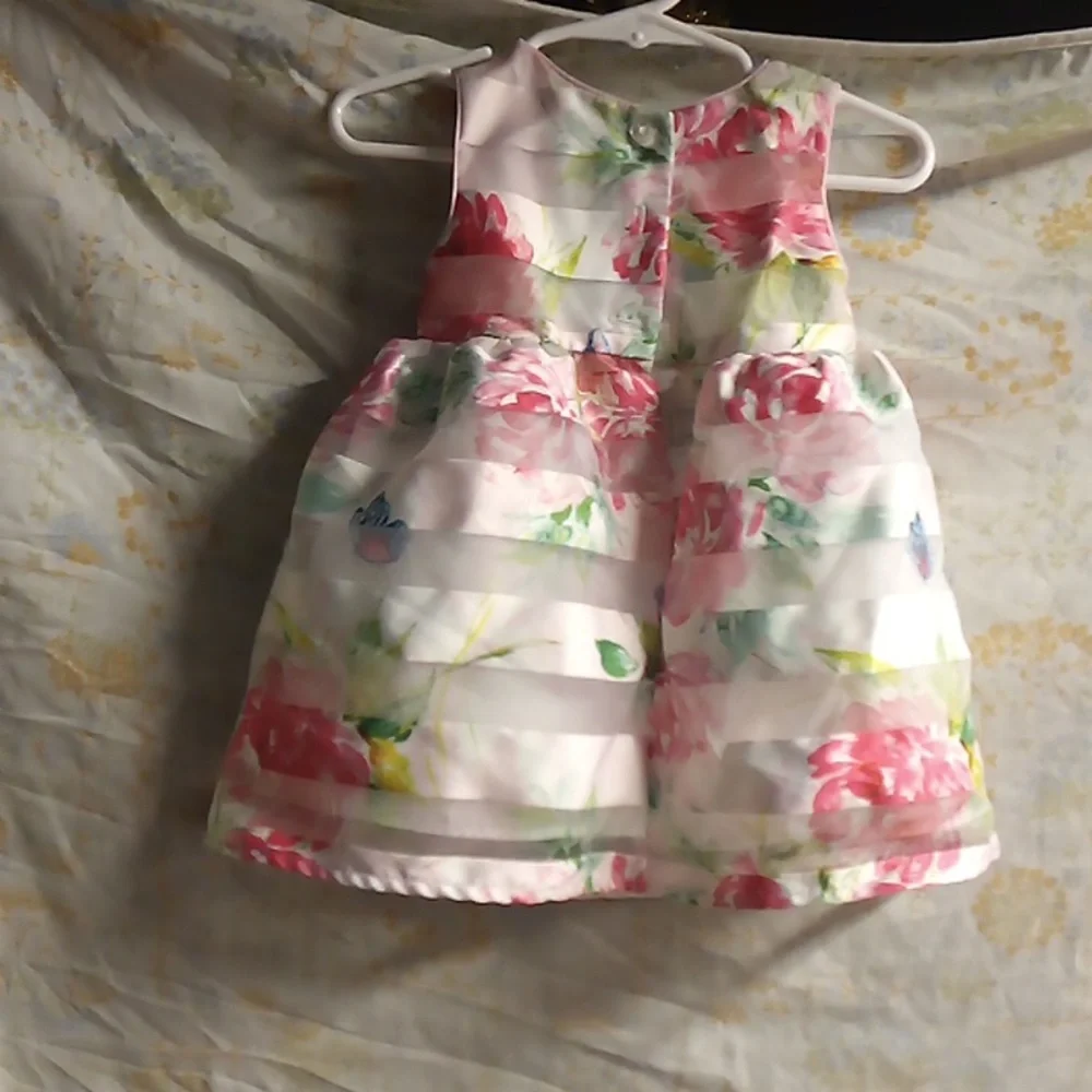 Flower dress very beautiful size 12 months - Picture 3 of 3
